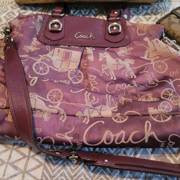 Two Vintage Coach Ashley Satchels with Vintage Wallet - Picture 4 of 12